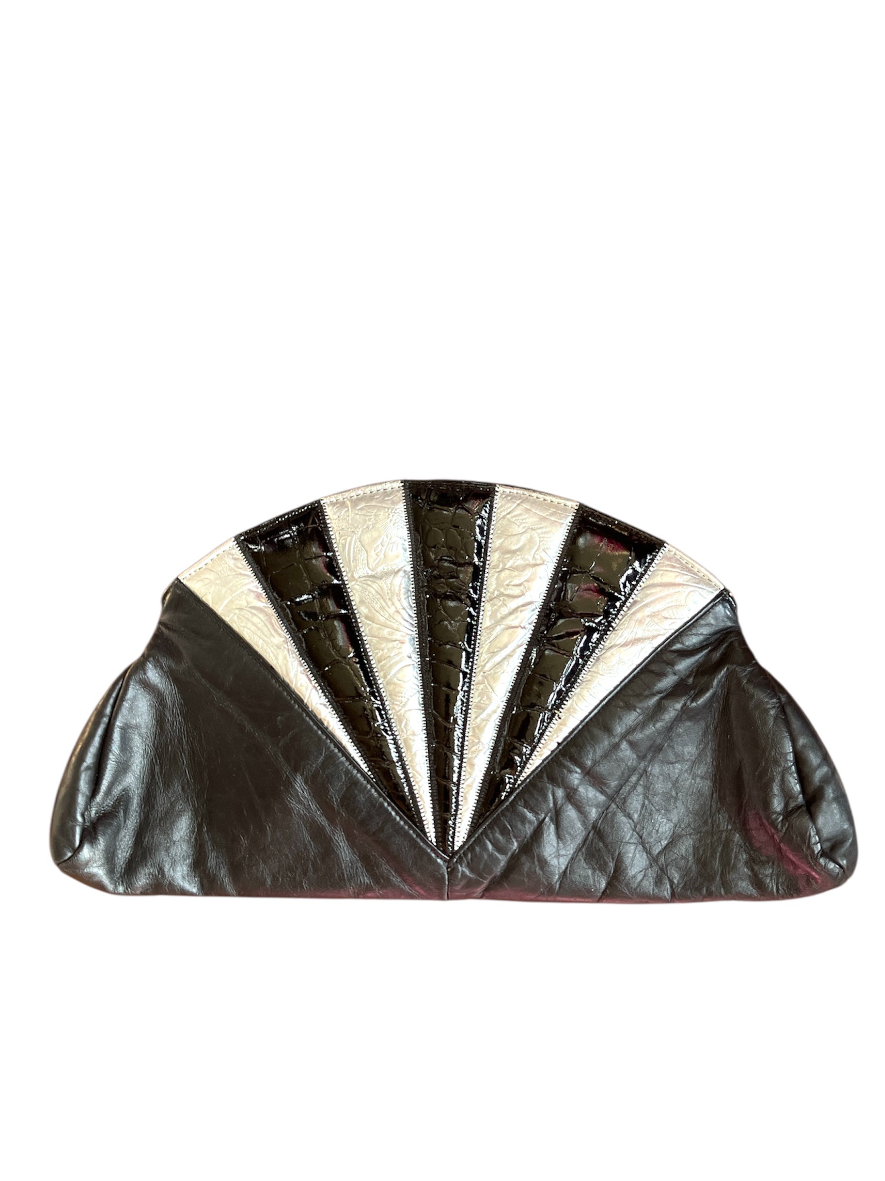 Vintage 1980s Black/Silver Half Moon Purse