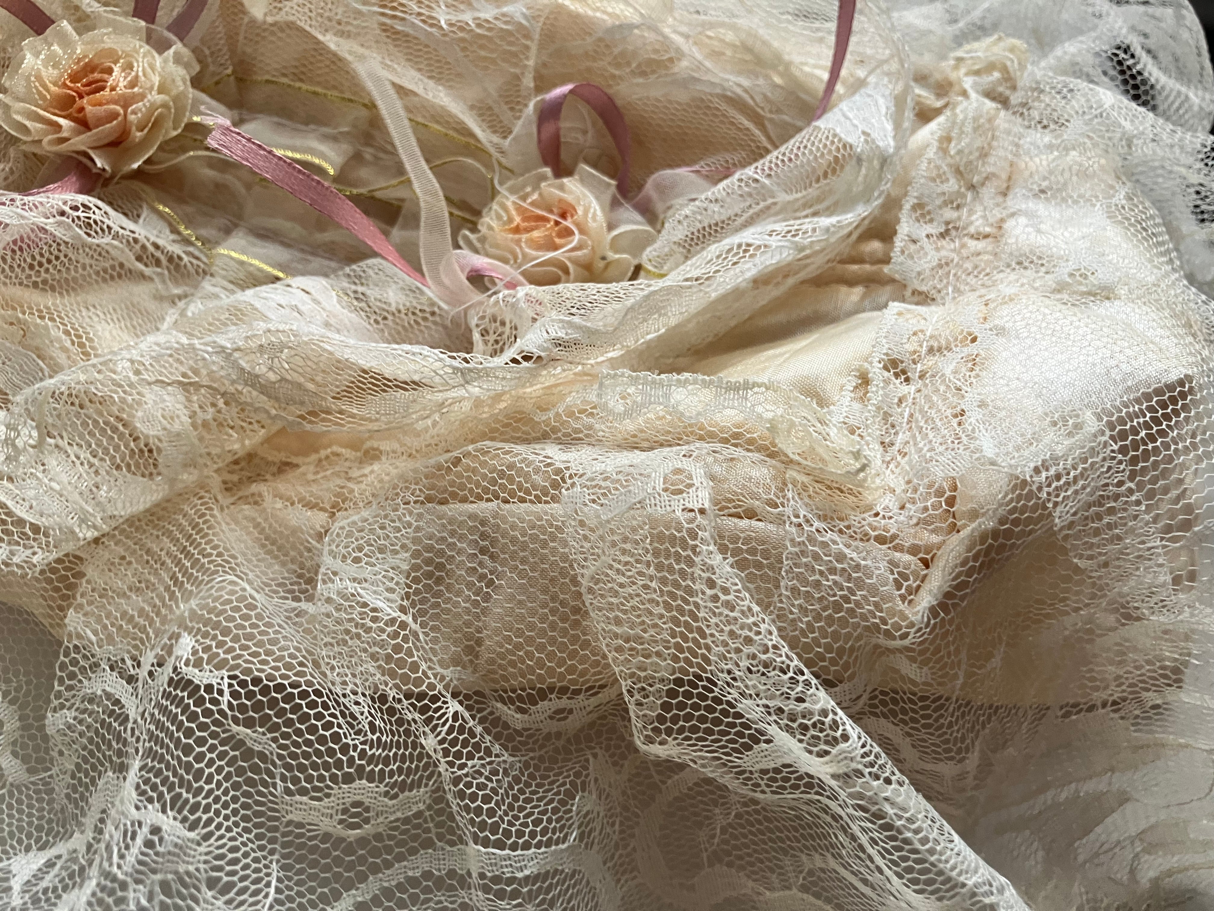 Vintage French Lace Tissue Box Cover