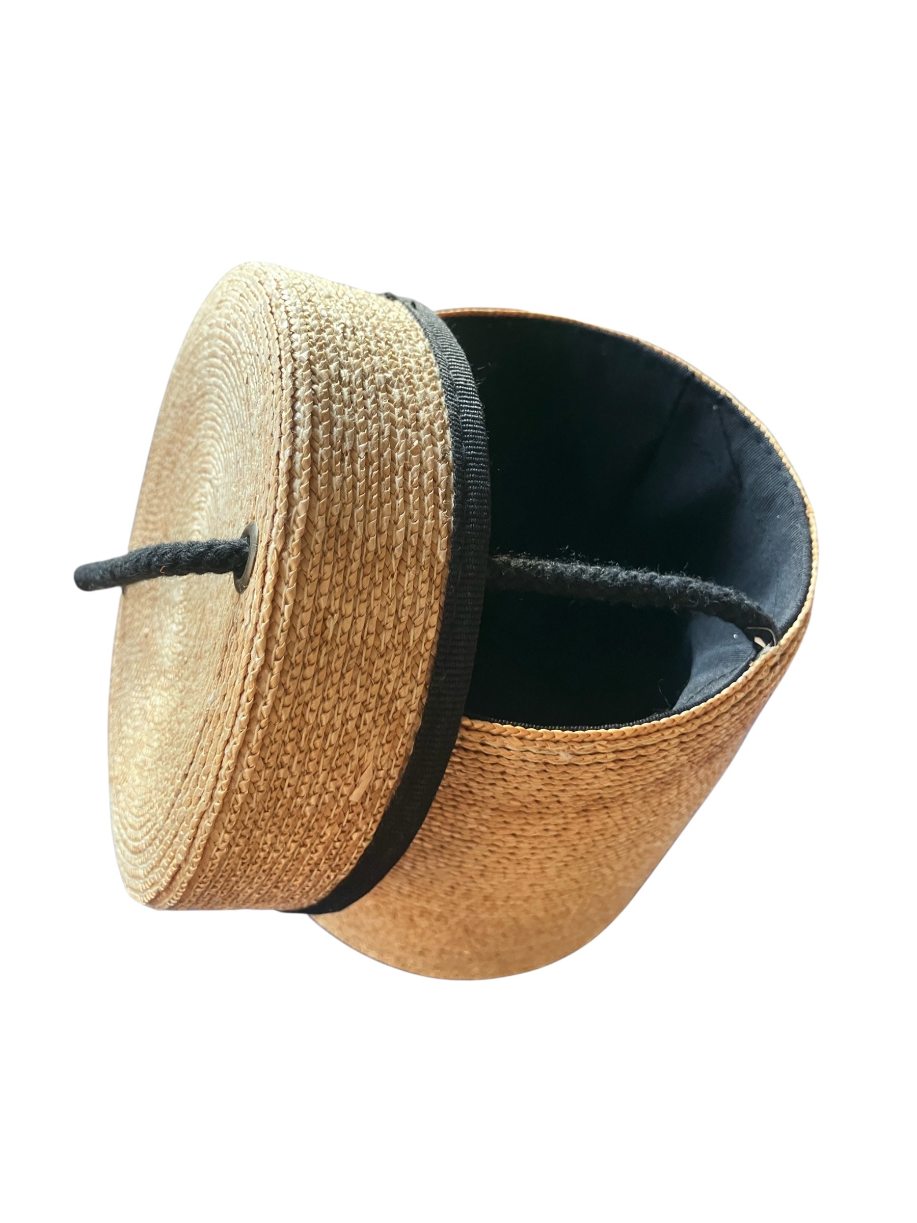 Vintage Peter Beaton Straw Circular Purse