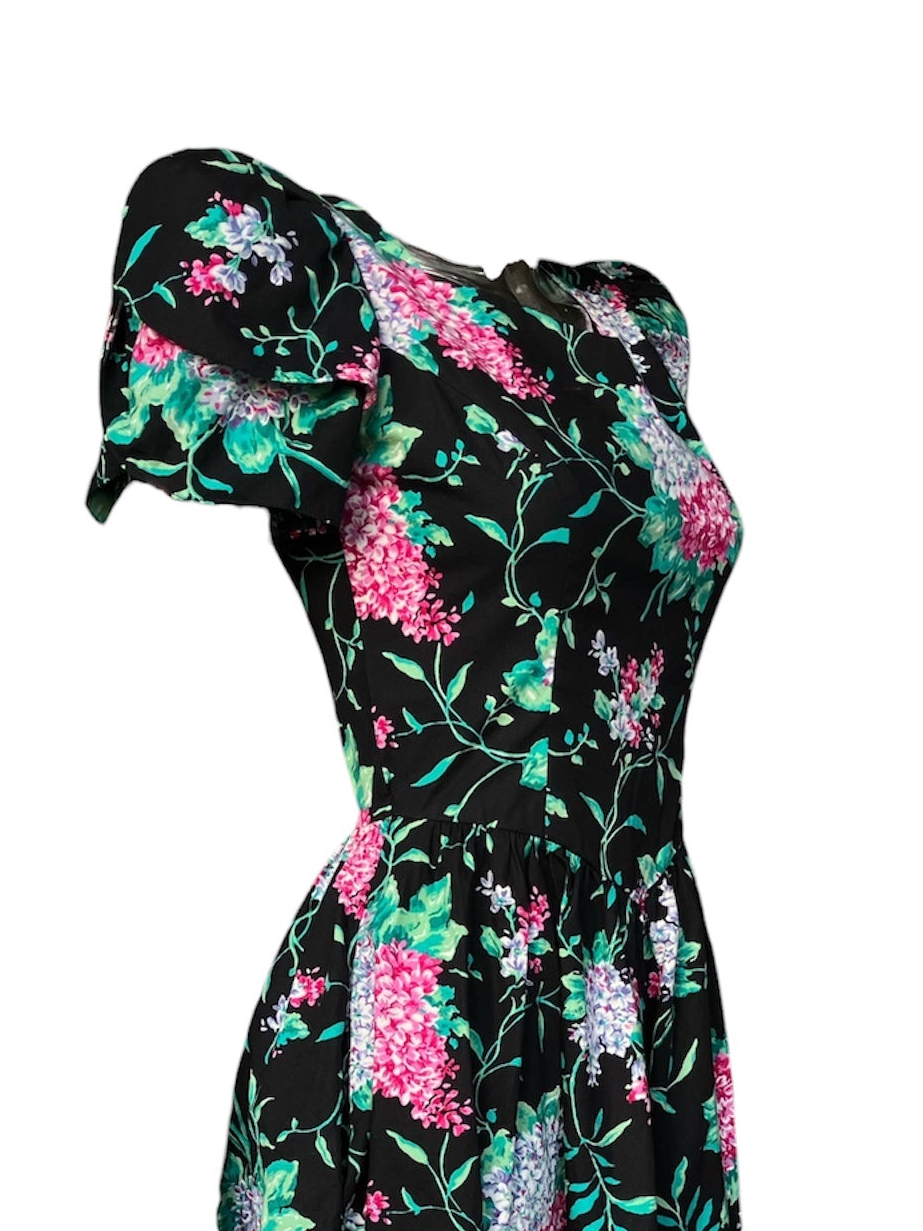 “EASTSIDE SOFT LIFE” FLORAL 1980s DRESS
